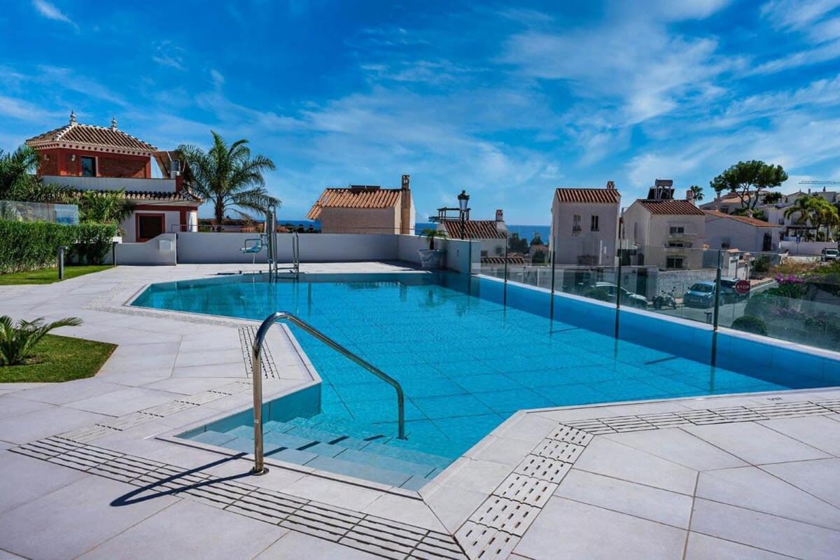 Ferienwohnung Royal Palm Nerja Exterior foto